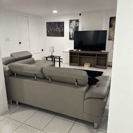 Cozy Spacious Guest Suite Englewood Exterior foto